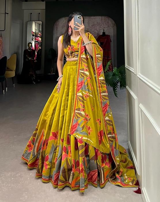 MR CREATION Women's Wedding Special Floral Lehenga Choli with Foil Print & Gotta Patti Dupatta(PINK)